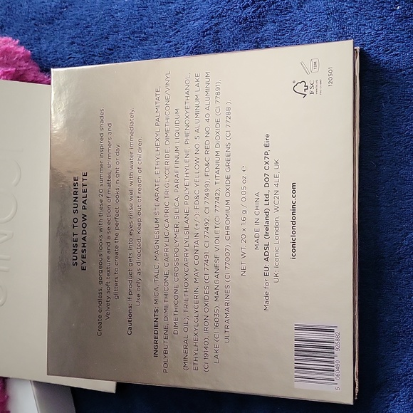 ICONIC LONDON - Picture 4 of 4